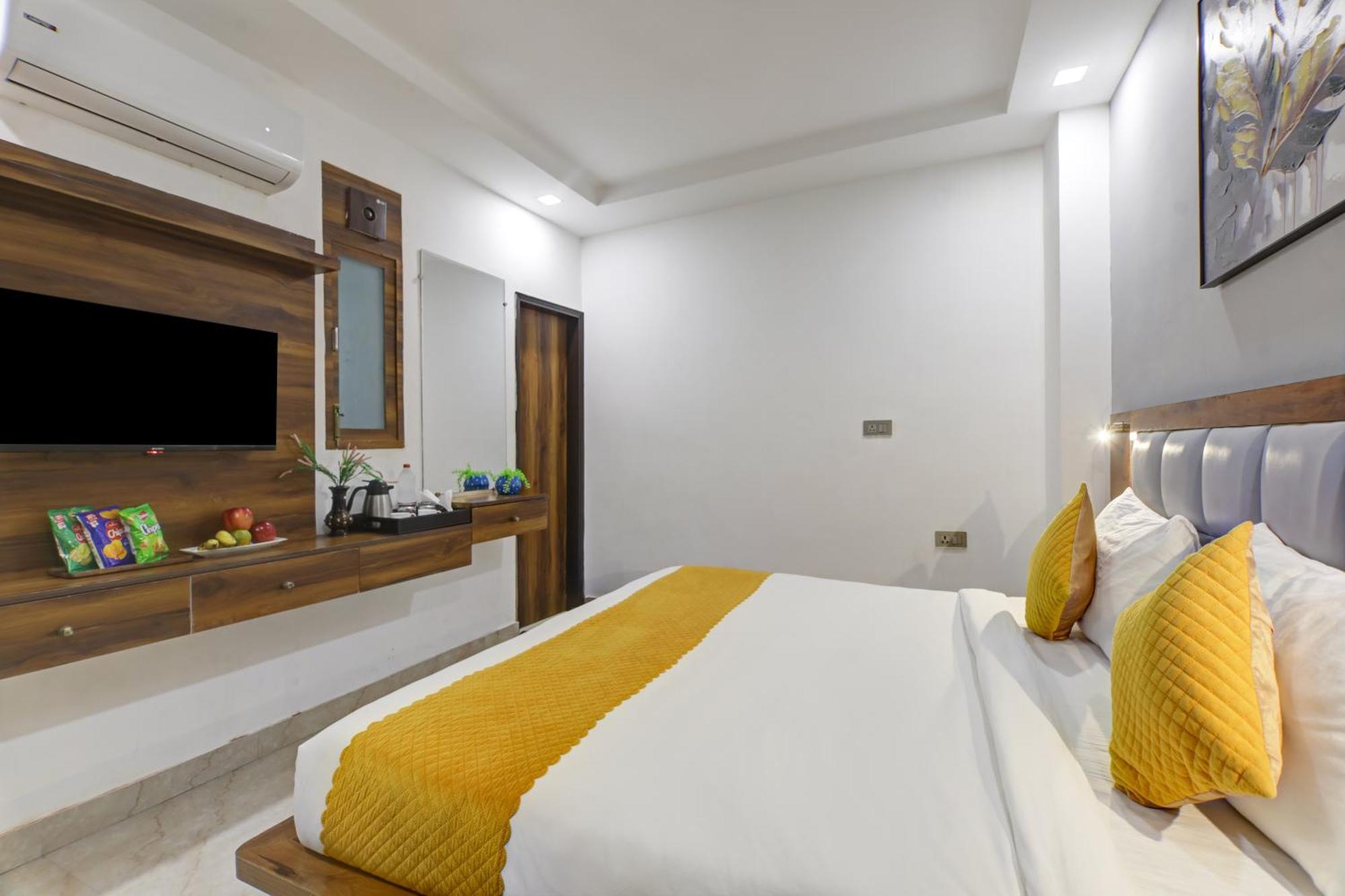 Status By Hotel The Emporio Ghaziabad Ngoại thất bức ảnh