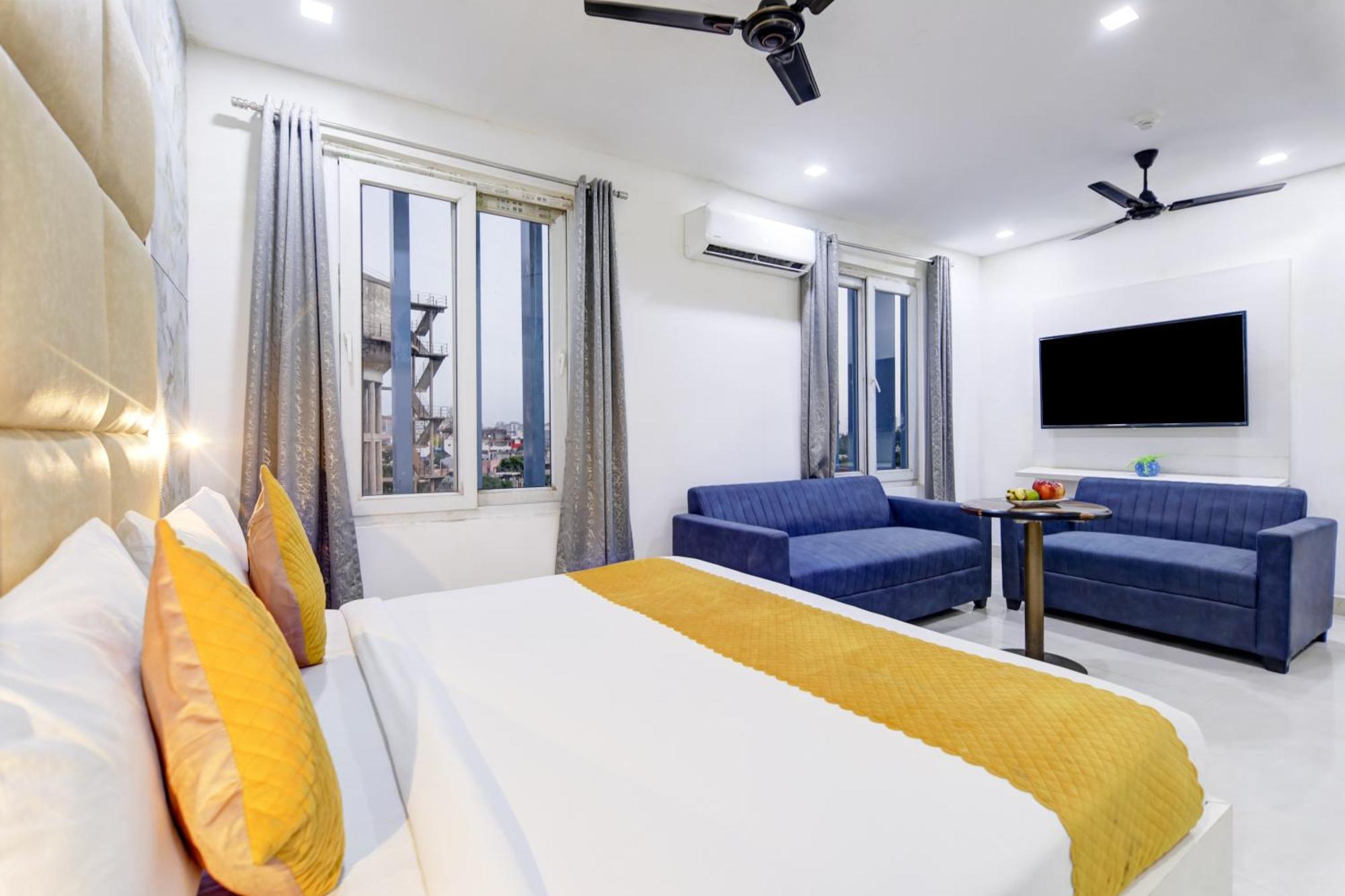 Status By Hotel The Emporio Ghaziabad Ngoại thất bức ảnh