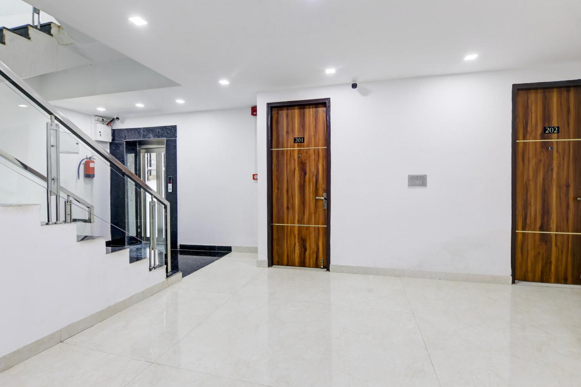 Status By Hotel The Emporio Ghaziabad Ngoại thất bức ảnh